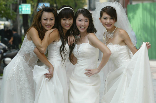 dvd-201008/26/508c79e4-930f-4d95-b9d8-d611733b26fc.jpg